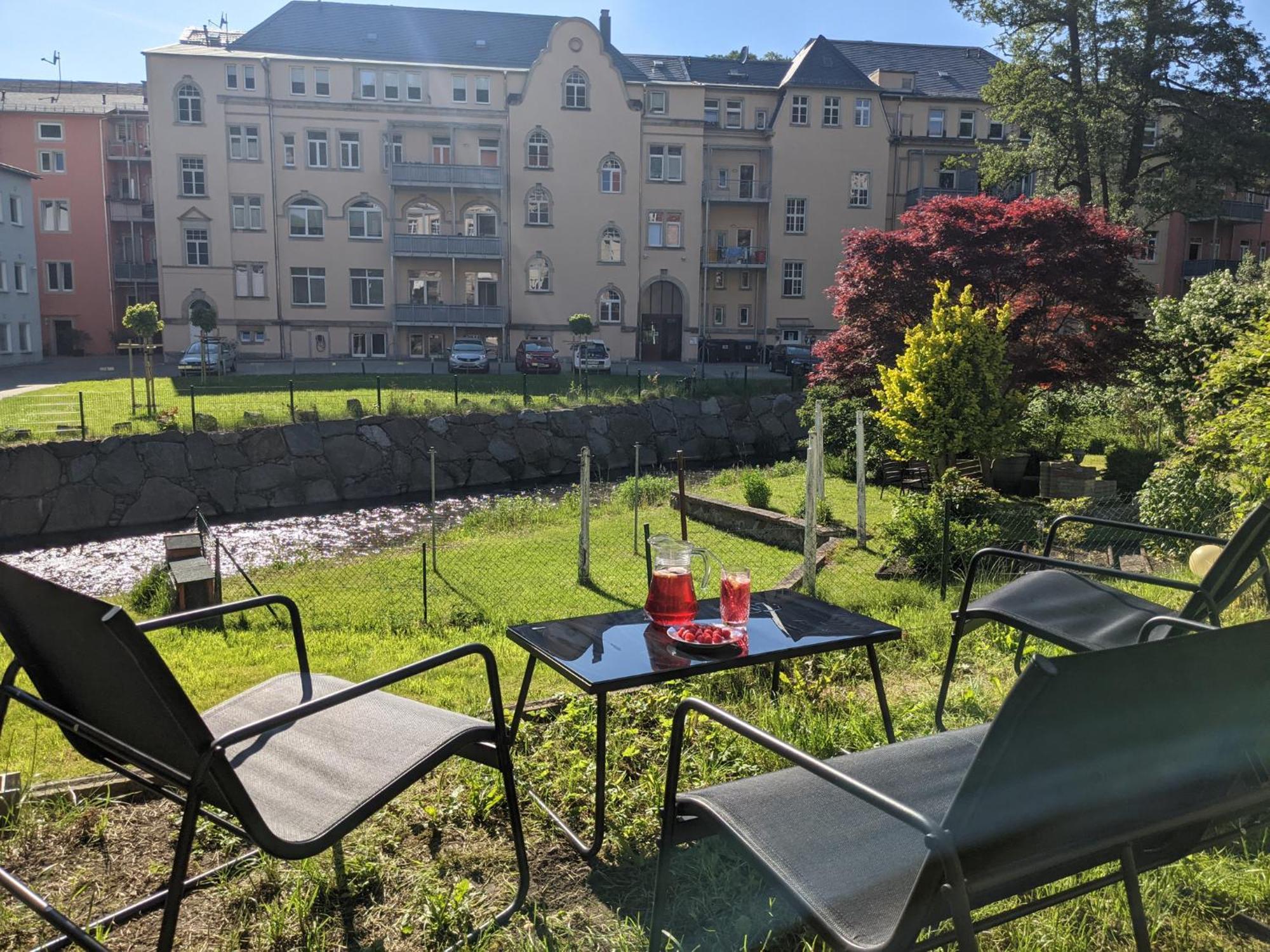 Hw4B - Urlaubsmagie - Zentral Mit Gemeinschaftsgarten, -Pool, -Sauna & Whirlpool Sebnitz Exterior foto